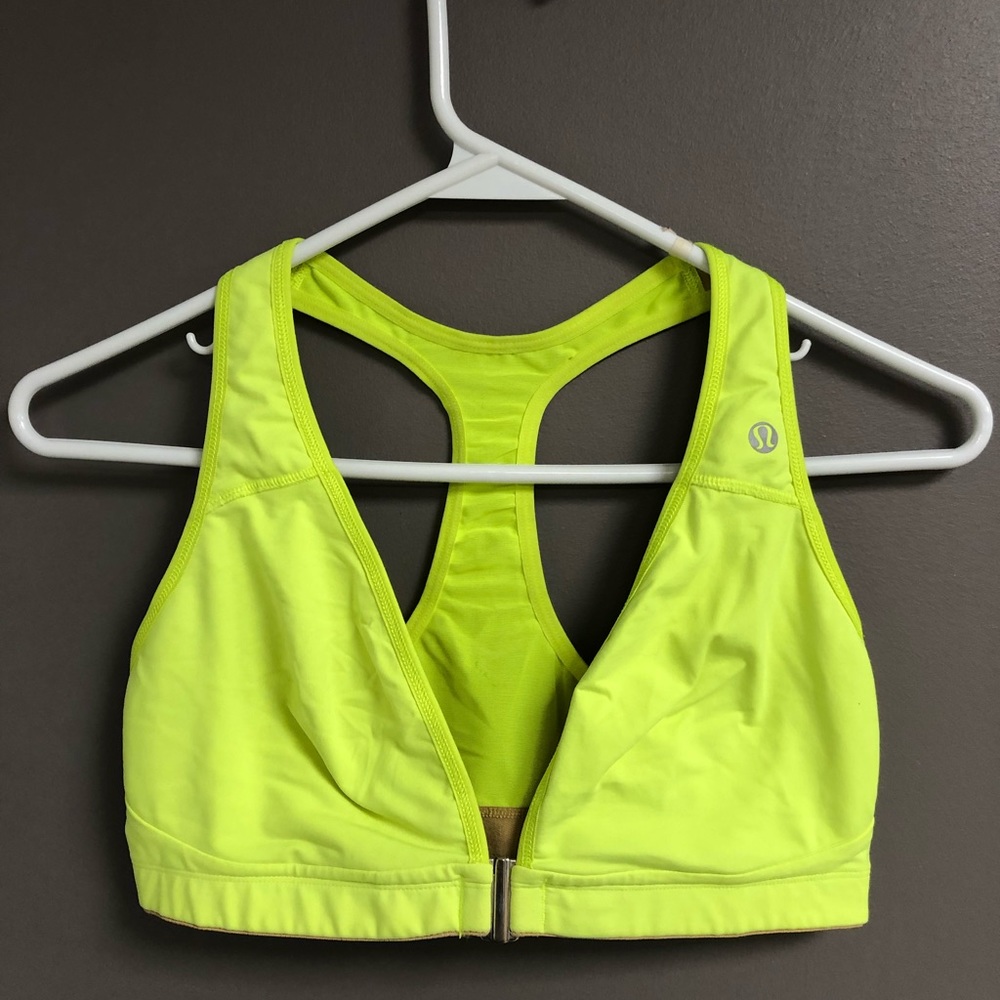 Lulu lemon sports bra.